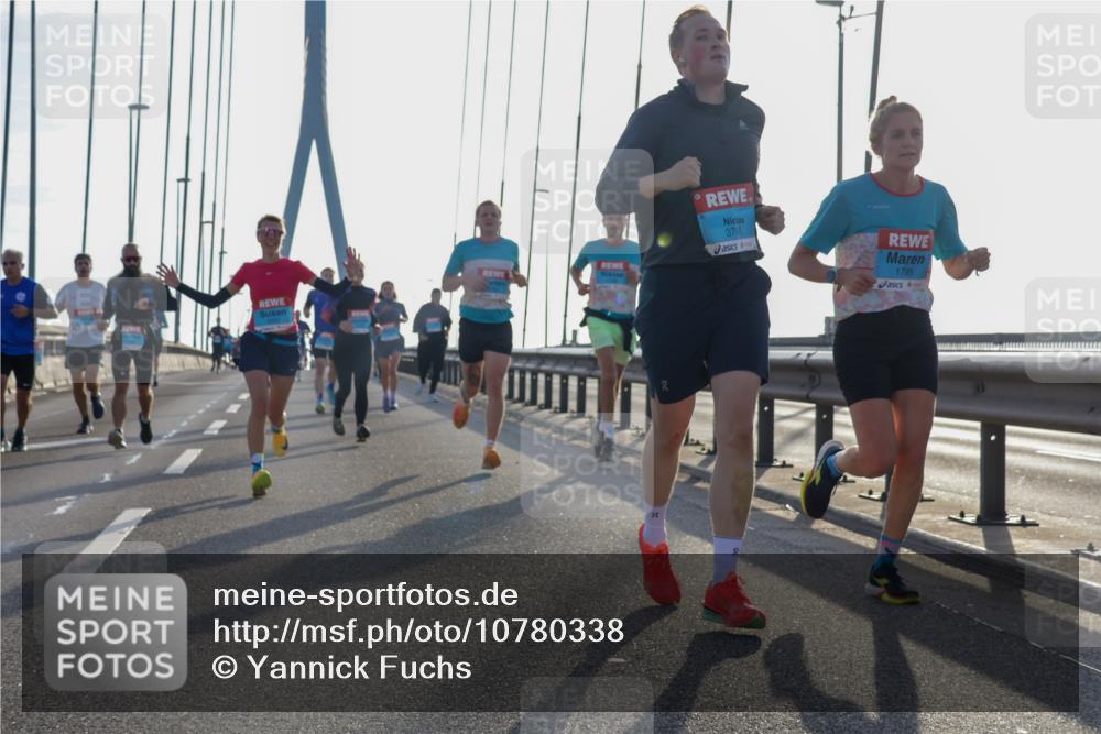 03.10.2026 - Köhlbrandbrückenlauf Yannick Fuchs http://msf.ph/oto/10780338 03.10.2026 09:25:57 Position 1 3765, 1795 meine-sportfotos.de
