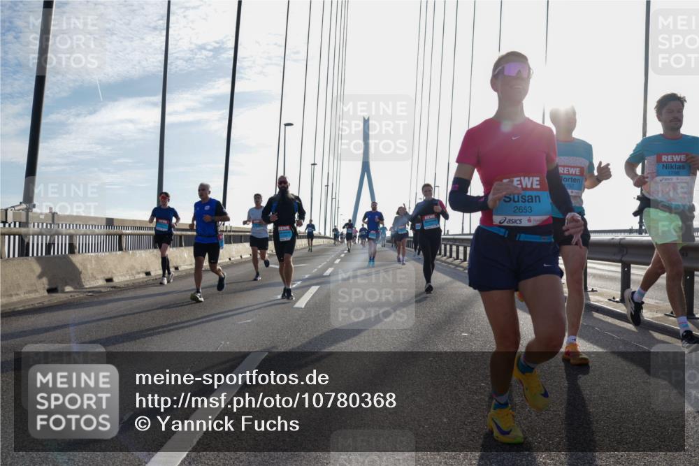 03.10.2026 - Köhlbrandbrückenlauf Yannick Fuchs http://msf.ph/oto/10780368 03.10.2026 09:25:59 Position 1 2653, 797, 1798 meine-sportfotos.de