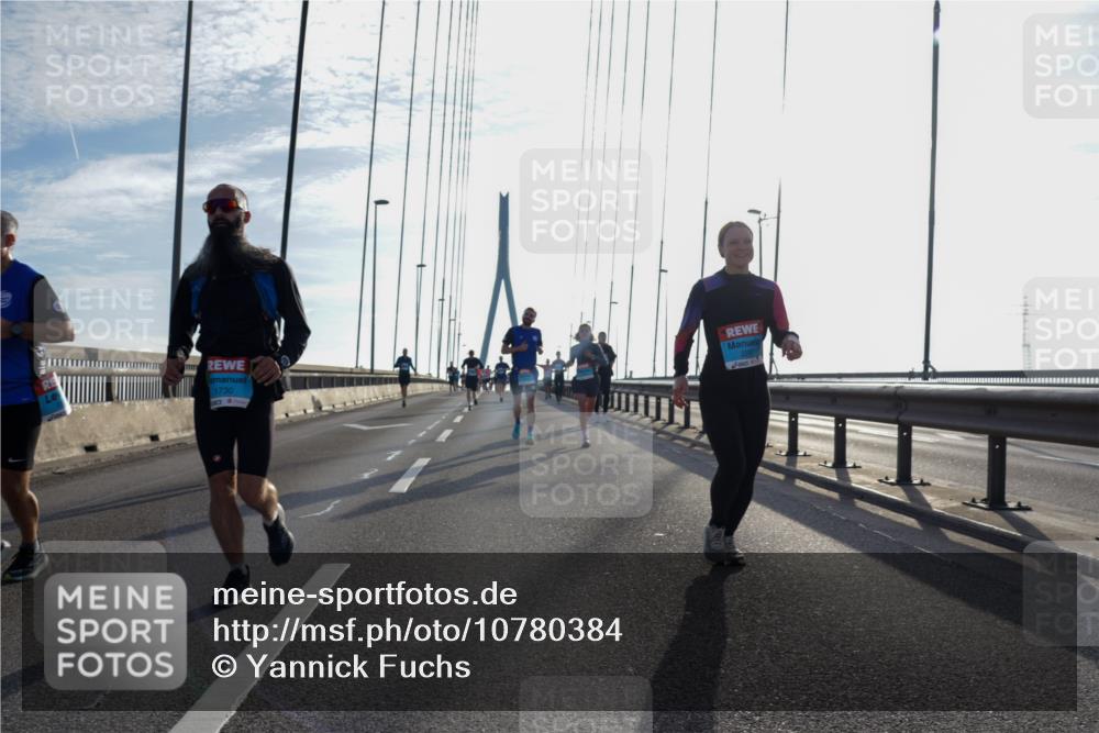 03.10.2026 - Köhlbrandbrückenlauf Yannick Fuchs http://msf.ph/oto/10780384 03.10.2026 09:26:00 Position 1 1730 meine-sportfotos.de