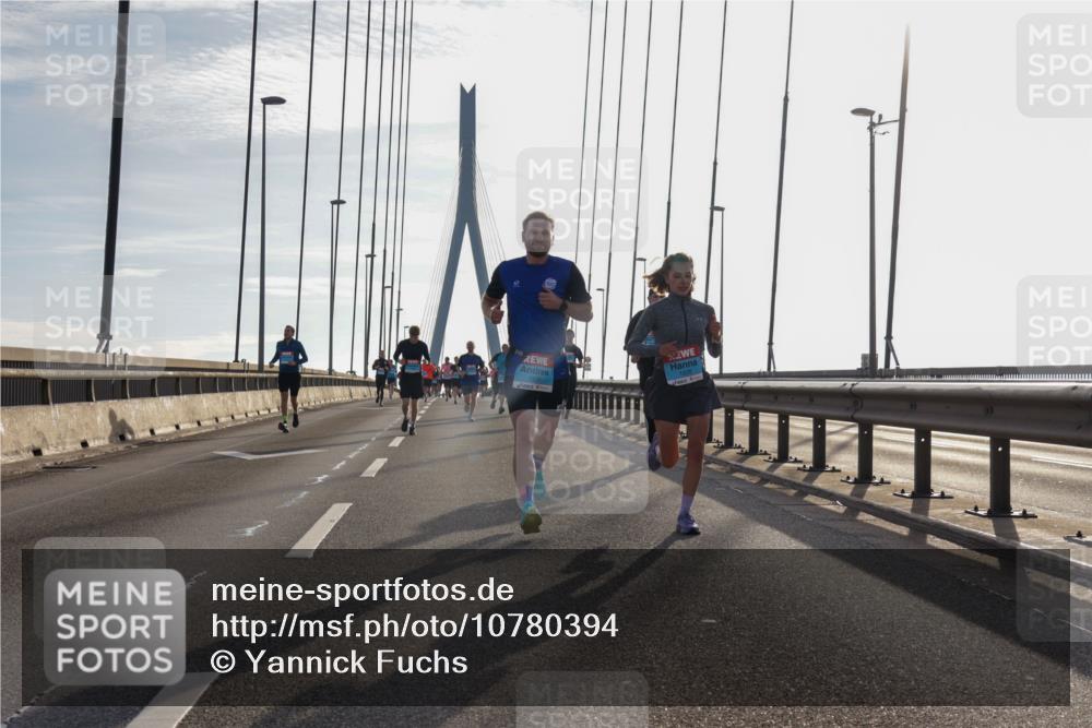 03.10.2026 - Köhlbrandbrückenlauf Yannick Fuchs http://msf.ph/oto/10780394 03.10.2026 09:26:01 Position 1 1831 meine-sportfotos.de