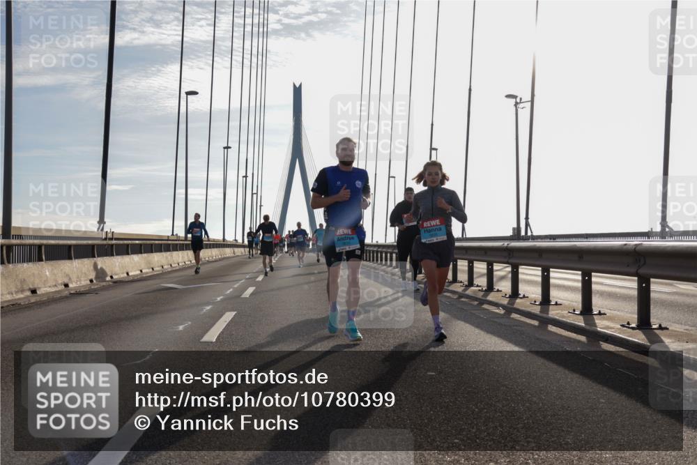 03.10.2026 - Köhlbrandbrückenlauf Yannick Fuchs http://msf.ph/oto/10780399 03.10.2026 09:26:01 Position 1  meine-sportfotos.de