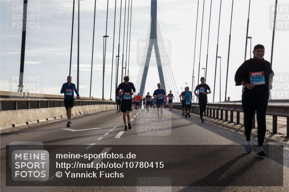 03.10.2026 - Köhlbrandbrückenlauf Yannick Fuchs http://msf.ph/oto/10780415 03.10.2026 09:26:03 Position 1 2147 meine-sportfotos.de