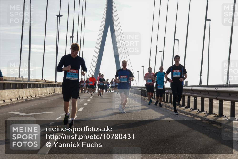 03.10.2026 - Köhlbrandbrückenlauf Yannick Fuchs http://msf.ph/oto/10780431 03.10.2026 09:26:05 Position 1 1755 meine-sportfotos.de