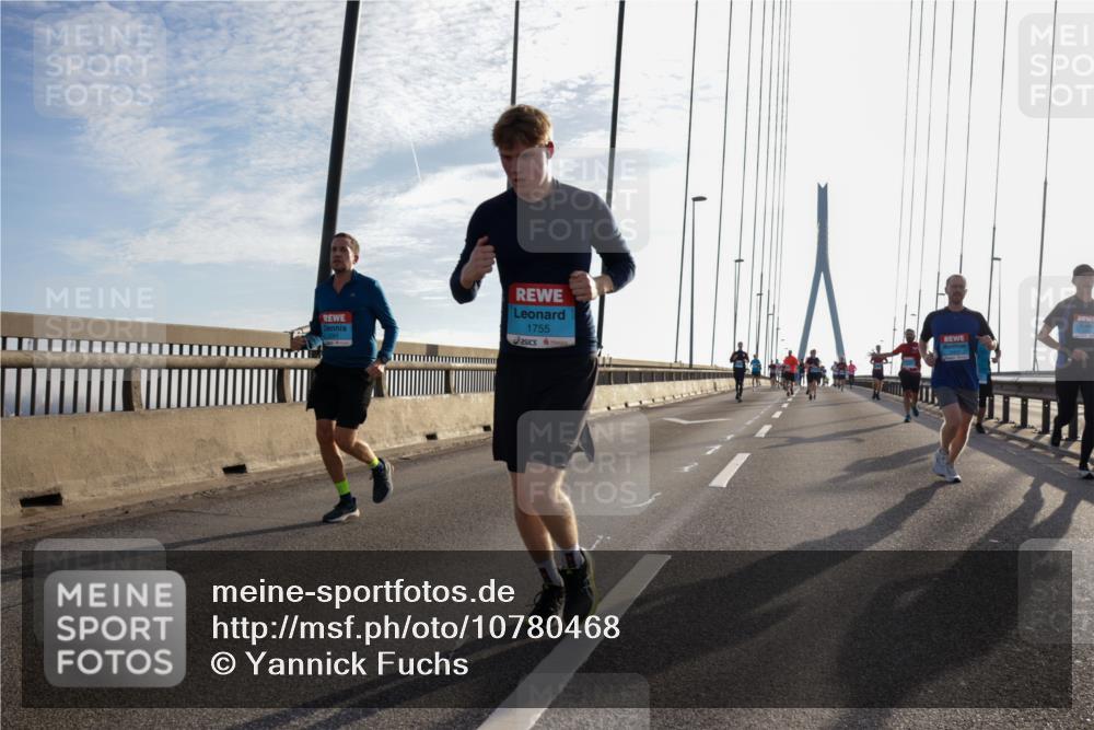 03.10.2026 - Köhlbrandbrückenlauf Yannick Fuchs http://msf.ph/oto/10780468 03.10.2026 09:26:07 Position 1 1755 meine-sportfotos.de