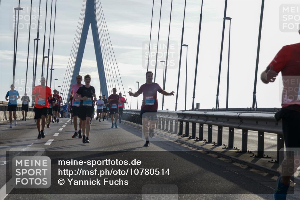 03.10.2026 - Köhlbrandbrückenlauf Yannick Fuchs http://msf.ph/oto/10780514 03.10.2026 09:26:11 Position 1  meine-sportfotos.de