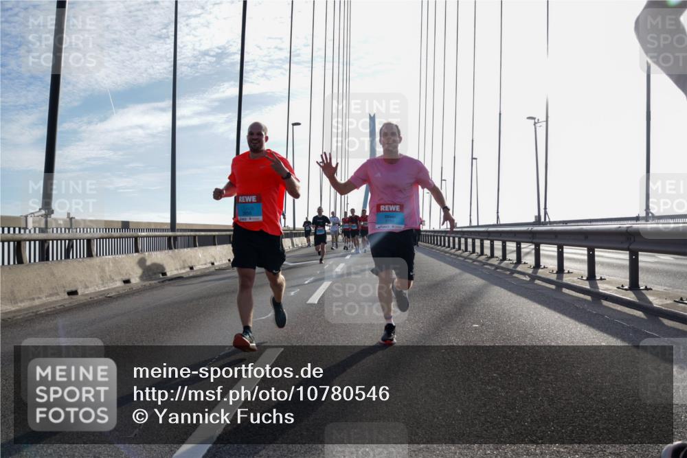 03.10.2026 - Köhlbrandbrückenlauf Yannick Fuchs http://msf.ph/oto/10780546 03.10.2026 09:26:16 Position 1  meine-sportfotos.de