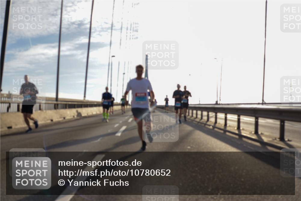 03.10.2026 - Köhlbrandbrückenlauf Yannick Fuchs http://msf.ph/oto/10780652 03.10.2026 09:26:25 Position 1  meine-sportfotos.de
