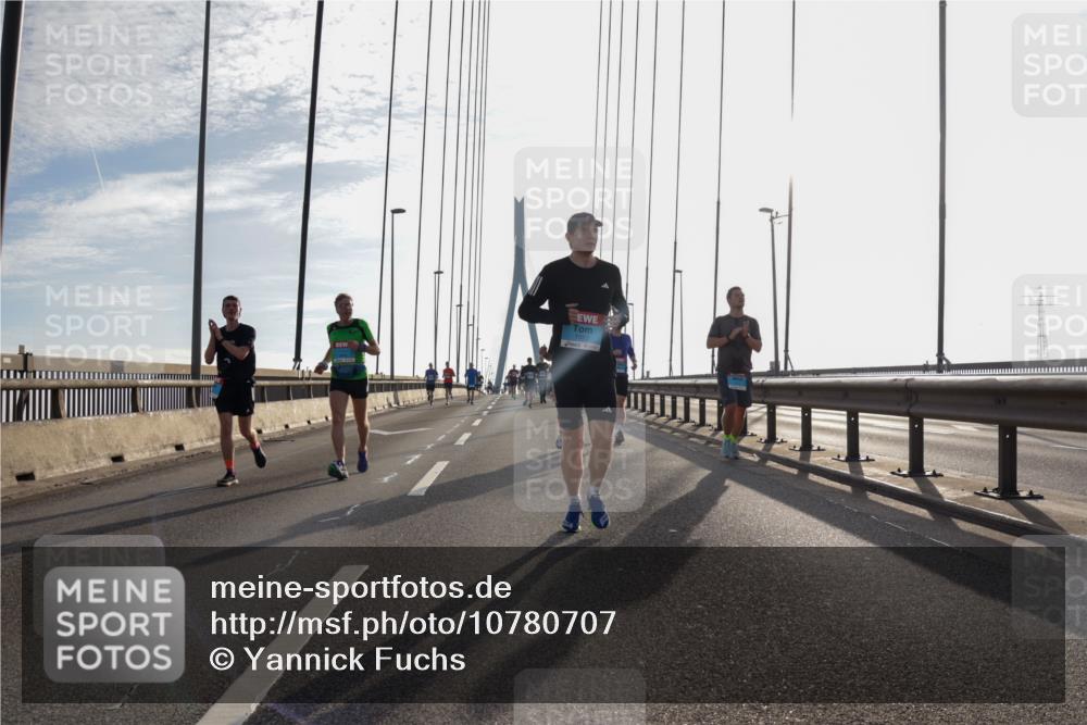 03.10.2026 - Köhlbrandbrückenlauf Yannick Fuchs http://msf.ph/oto/10780707 03.10.2026 09:26:30 Position 1  meine-sportfotos.de