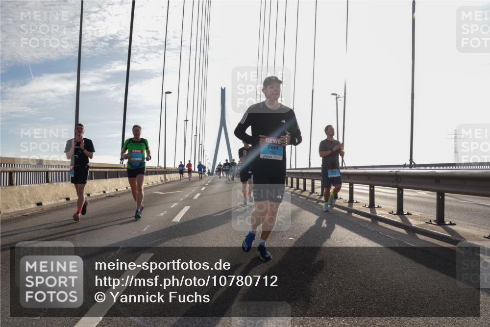 03.10.2026 - Köhlbrandbrückenlauf Yannick Fuchs http://msf.ph/oto/10780712 03.10.2026 09:26:30 Position 1 1583 meine-sportfotos.de