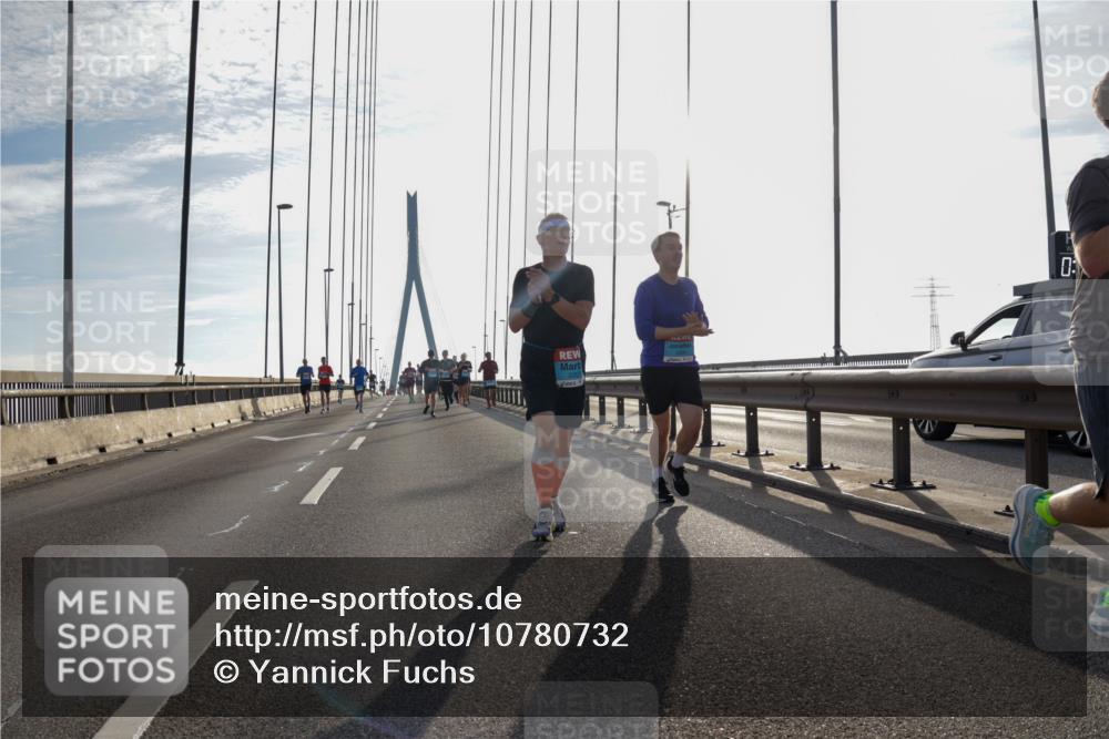 03.10.2026 - Köhlbrandbrückenlauf Yannick Fuchs http://msf.ph/oto/10780732 03.10.2026 09:26:32 Position 1  meine-sportfotos.de
