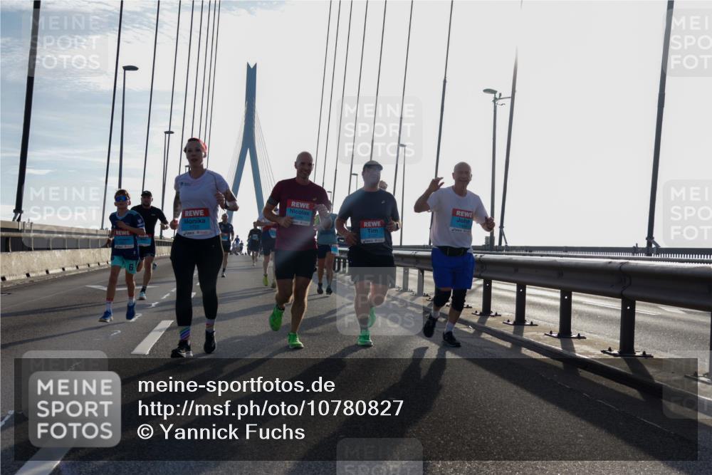 03.10.2026 - Köhlbrandbrückenlauf Yannick Fuchs http://msf.ph/oto/10780827 03.10.2026 09:26:42 Position 1 1722 meine-sportfotos.de