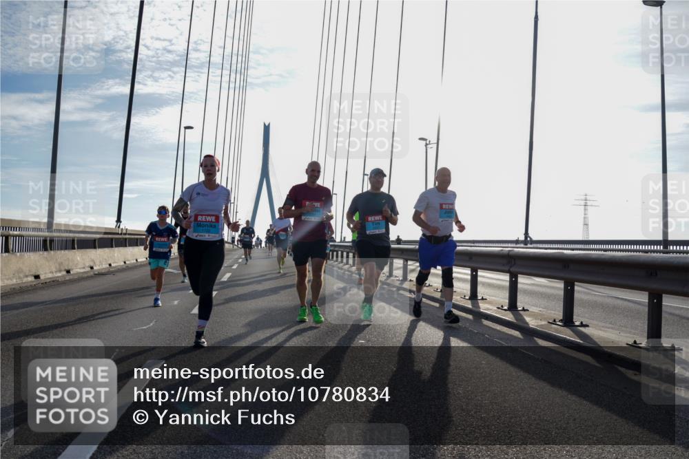 03.10.2026 - Köhlbrandbrückenlauf Yannick Fuchs http://msf.ph/oto/10780834 03.10.2026 09:26:43 Position 1  meine-sportfotos.de