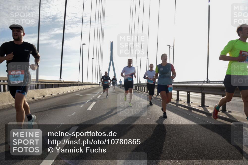 03.10.2026 - Köhlbrandbrückenlauf Yannick Fuchs http://msf.ph/oto/10780865 03.10.2026 09:26:45 Position 1 2970 meine-sportfotos.de