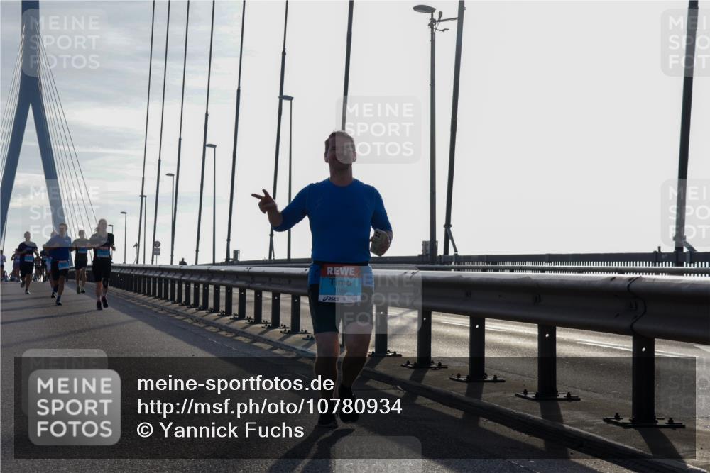 03.10.2026 - Köhlbrandbrückenlauf Yannick Fuchs http://msf.ph/oto/10780934 03.10.2026 09:26:54 Position 1 1089 meine-sportfotos.de