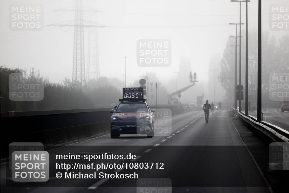 03.10.2026 - Köhlbrandbrückenlauf Michael Strokosch http://msf.ph/oto/10803712 03.10.2026 09:09:52 Position 3 0, 09, 01, 390 meine-sportfotos.de