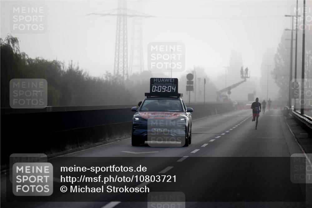 03.10.2026 - Köhlbrandbrückenlauf Michael Strokosch http://msf.ph/oto/10803721 03.10.2026 09:09:56 Position 3 2, 0, 09, 04, 390 meine-sportfotos.de