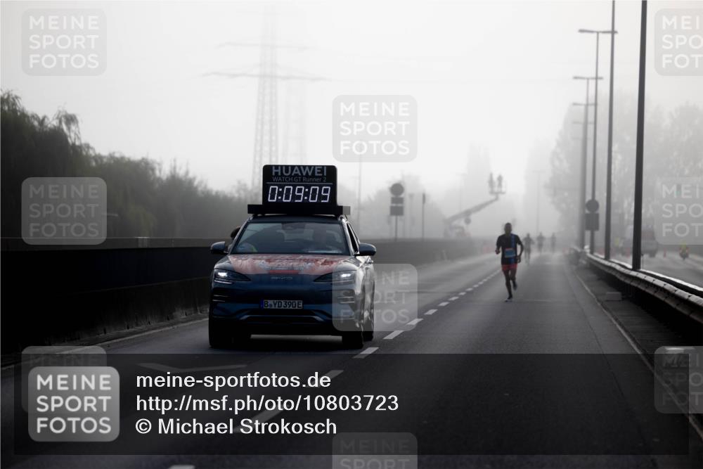 03.10.2026 - Köhlbrandbrückenlauf Michael Strokosch http://msf.ph/oto/10803723 03.10.2026 09:10:00 Position 3 2, 0, 09, 09, 390 meine-sportfotos.de