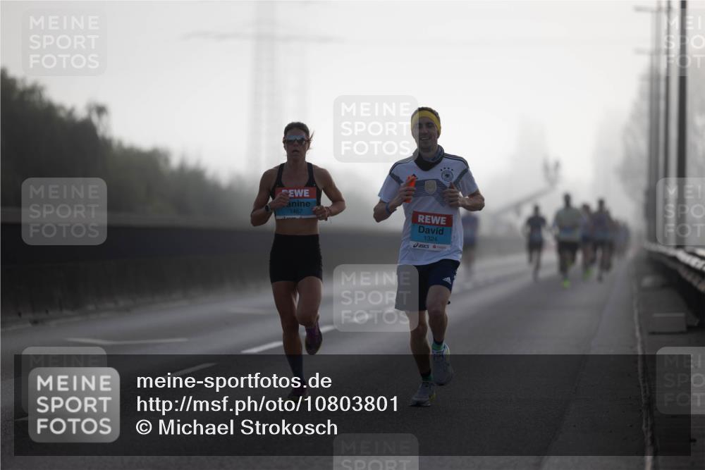 03.10.2026 - Köhlbrandbrückenlauf Michael Strokosch http://msf.ph/oto/10803801 03.10.2026 09:11:36 Position 3 1467, 1324 meine-sportfotos.de
