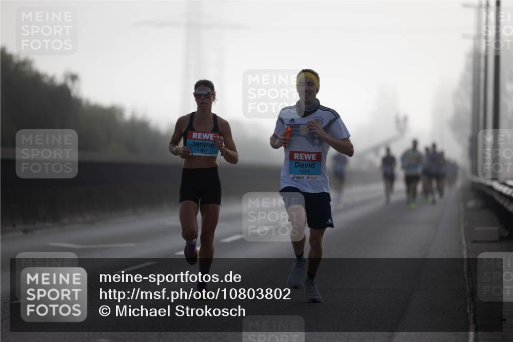 03.10.2026 - Köhlbrandbrückenlauf Michael Strokosch http://msf.ph/oto/10803802 03.10.2026 09:11:36 Position 3 1467, 1324 meine-sportfotos.de