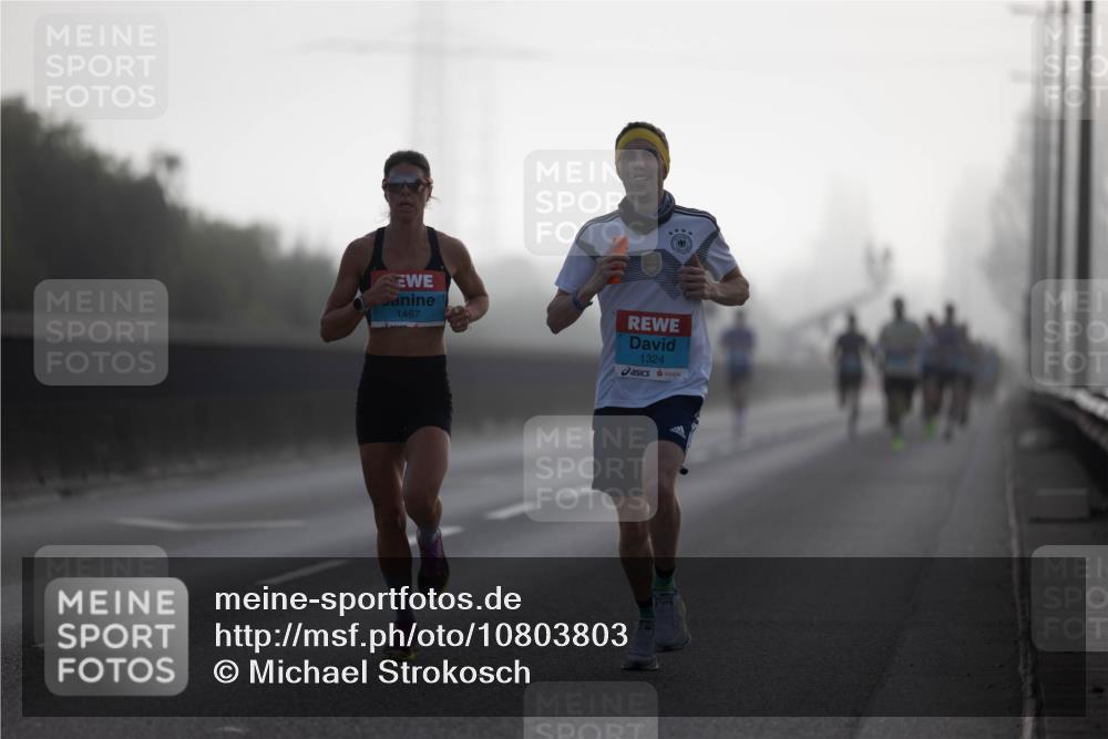 03.10.2026 - Köhlbrandbrückenlauf Michael Strokosch http://msf.ph/oto/10803803 03.10.2026 09:11:36 Position 3 1467, 1324 meine-sportfotos.de