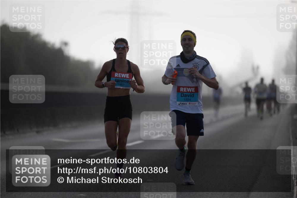03.10.2026 - Köhlbrandbrückenlauf Michael Strokosch http://msf.ph/oto/10803804 03.10.2026 09:11:37 Position 3 1467, 1324 meine-sportfotos.de