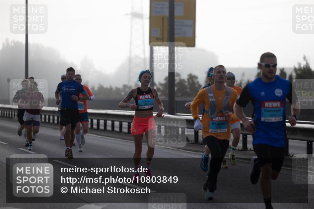 03.10.2026 - Köhlbrandbrückenlauf Michael Strokosch http://msf.ph/oto/10803849 03.10.2026 09:13:18 Position 3 3804, 1023 meine-sportfotos.de