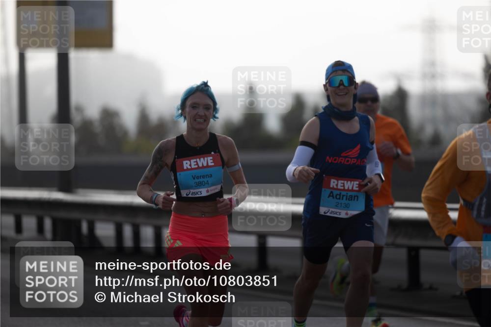 03.10.2026 - Köhlbrandbrückenlauf Michael Strokosch http://msf.ph/oto/10803851 03.10.2026 09:13:19 Position 3 3804, 2130 meine-sportfotos.de