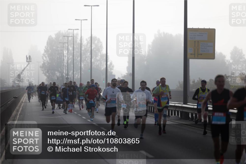 03.10.2026 - Köhlbrandbrückenlauf Michael Strokosch http://msf.ph/oto/10803865 03.10.2026 09:14:16 Position 3  meine-sportfotos.de