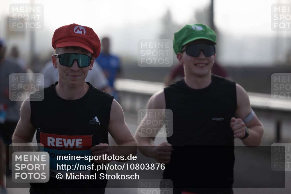 03.10.2026 - Köhlbrandbrückenlauf Michael Strokosch http://msf.ph/oto/10803876 03.10.2026 09:14:50 Position 3 1114 meine-sportfotos.de