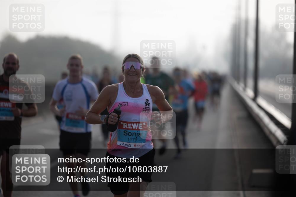 03.10.2026 - Köhlbrandbrückenlauf Michael Strokosch http://msf.ph/oto/10803887 03.10.2026 09:16:01 Position 3 1179 meine-sportfotos.de