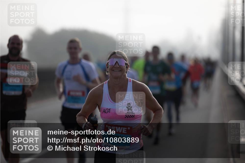 03.10.2026 - Köhlbrandbrückenlauf Michael Strokosch http://msf.ph/oto/10803889 03.10.2026 09:16:02 Position 3 1, 1179 meine-sportfotos.de