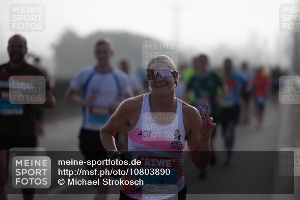 03.10.2026 - Köhlbrandbrückenlauf Michael Strokosch http://msf.ph/oto/10803890 03.10.2026 09:16:02 Position 3 1, 1179 meine-sportfotos.de