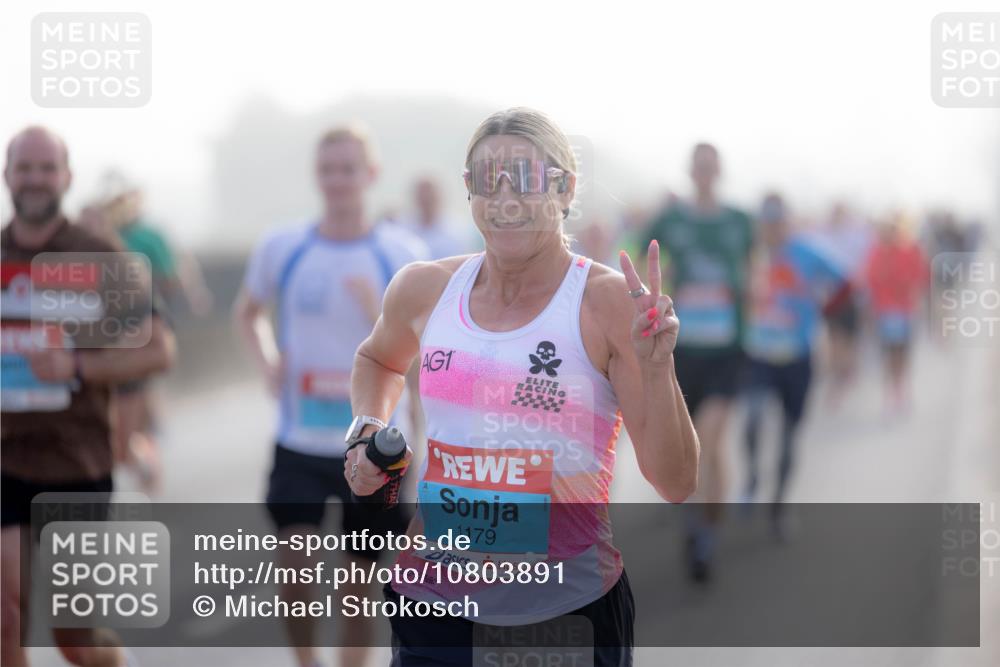03.10.2026 - Köhlbrandbrückenlauf Michael Strokosch http://msf.ph/oto/10803891 03.10.2026 09:16:02 Position 3 1, 1179 meine-sportfotos.de