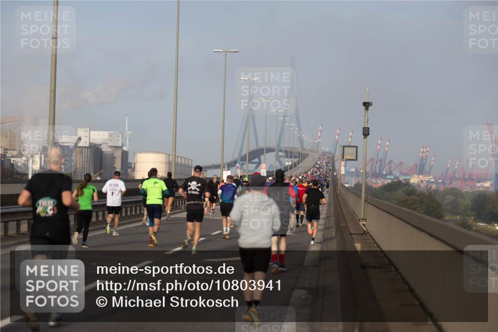 03.10.2026 - Köhlbrandbrückenlauf Michael Strokosch http://msf.ph/oto/10803941 03.10.2026 09:19:13 Position 3 42, 195, 111 meine-sportfotos.de