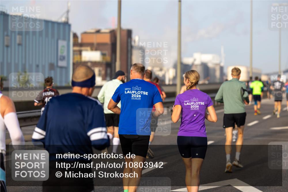 03.10.2026 - Köhlbrandbrückenlauf Michael Strokosch http://msf.ph/oto/10803942 03.10.2026 09:19:15 Position 3 2026, 2026, 44 meine-sportfotos.de