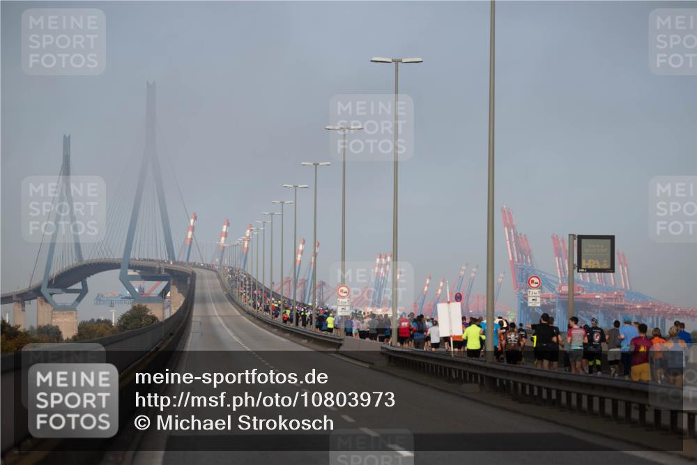 03.10.2026 - Köhlbrandbrückenlauf Michael Strokosch http://msf.ph/oto/10803973 03.10.2026 09:21:08 Position 3  meine-sportfotos.de