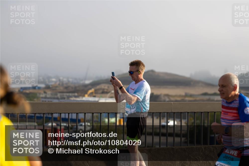 03.10.2026 - Köhlbrandbrückenlauf Michael Strokosch http://msf.ph/oto/10804029 03.10.2026 09:25:27 Position 3 1700 meine-sportfotos.de