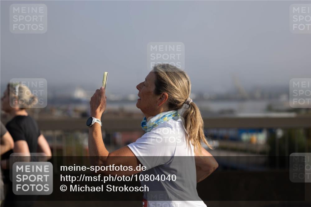 03.10.2026 - Köhlbrandbrückenlauf Michael Strokosch http://msf.ph/oto/10804040 03.10.2026 09:26:17 Position 3  meine-sportfotos.de