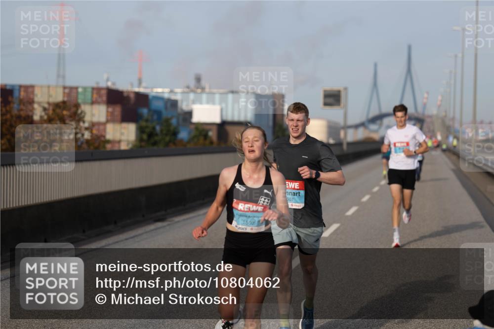 03.10.2026 - Köhlbrandbrückenlauf Michael Strokosch http://msf.ph/oto/10804062 03.10.2026 09:40:24 Position 3 1507, 607 meine-sportfotos.de