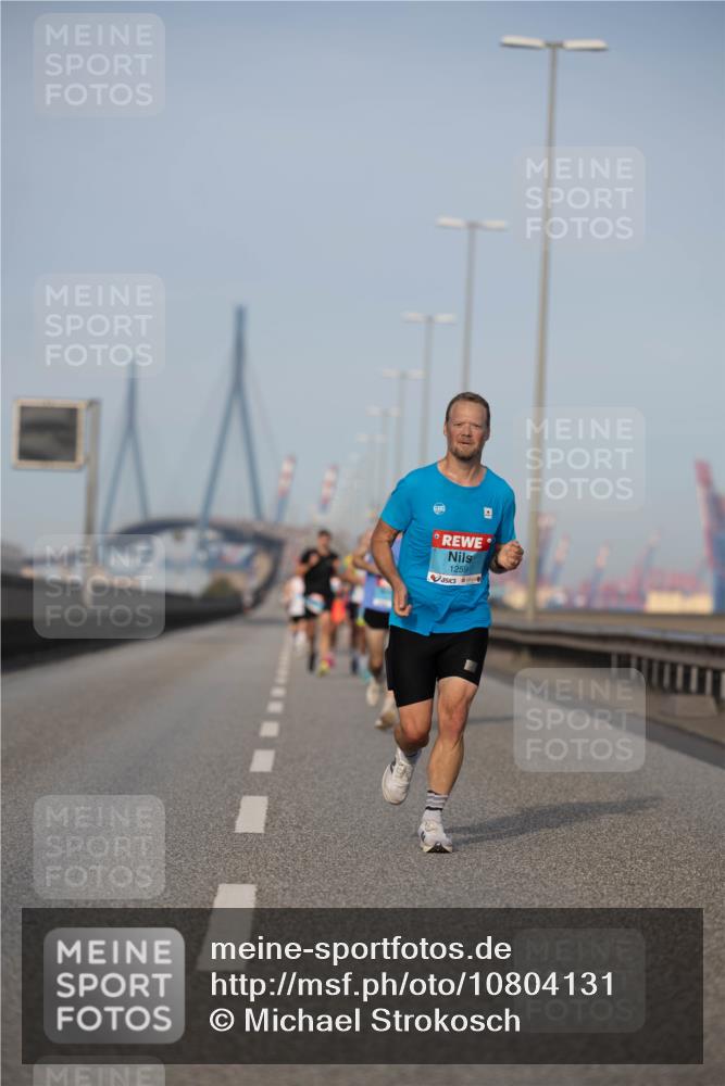 03.10.2026 - Köhlbrandbrückenlauf Michael Strokosch http://msf.ph/oto/10804131 03.10.2026 09:41:54 Position 3 1259 meine-sportfotos.de