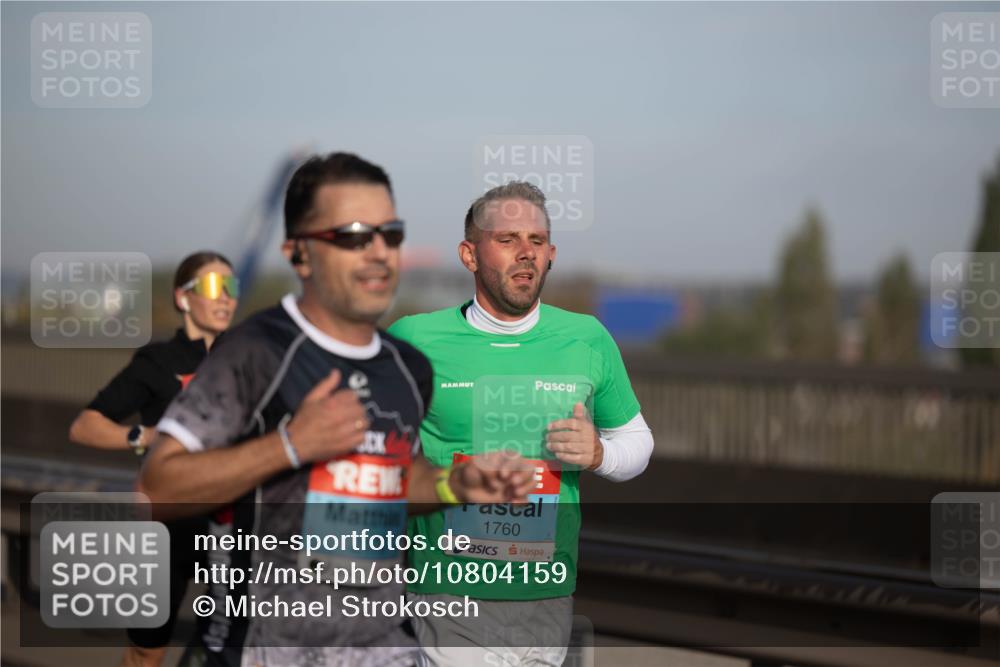 03.10.2026 - Köhlbrandbrückenlauf Michael Strokosch http://msf.ph/oto/10804159 03.10.2026 09:42:39 Position 3 217, 1760 meine-sportfotos.de