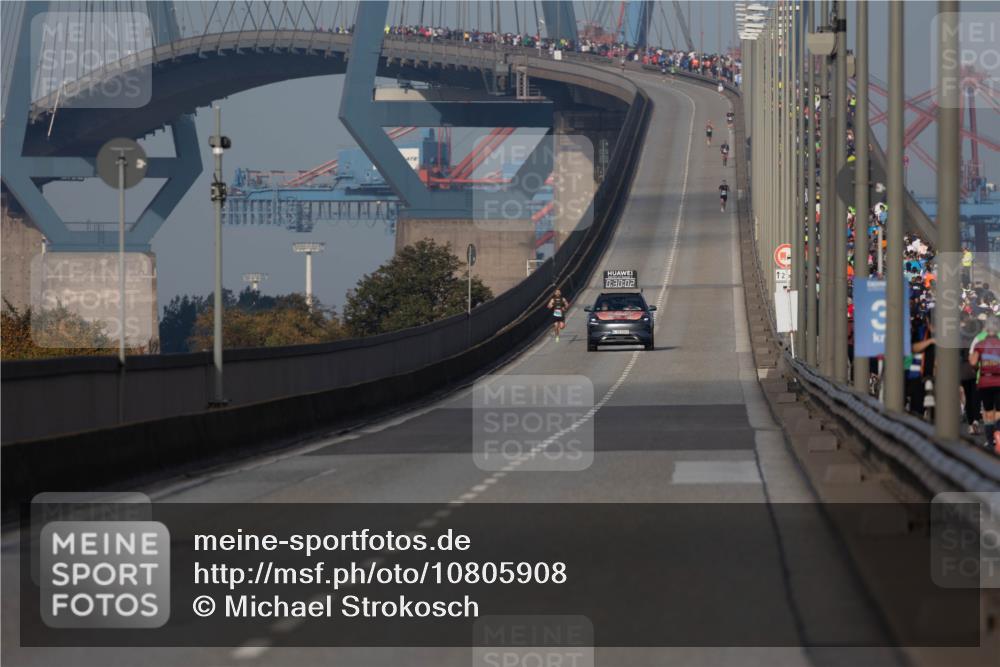 03.10.2026 - Köhlbrandbrückenlauf Michael Strokosch http://msf.ph/oto/10805908 03.10.2026 09:30:55 Position 3  meine-sportfotos.de