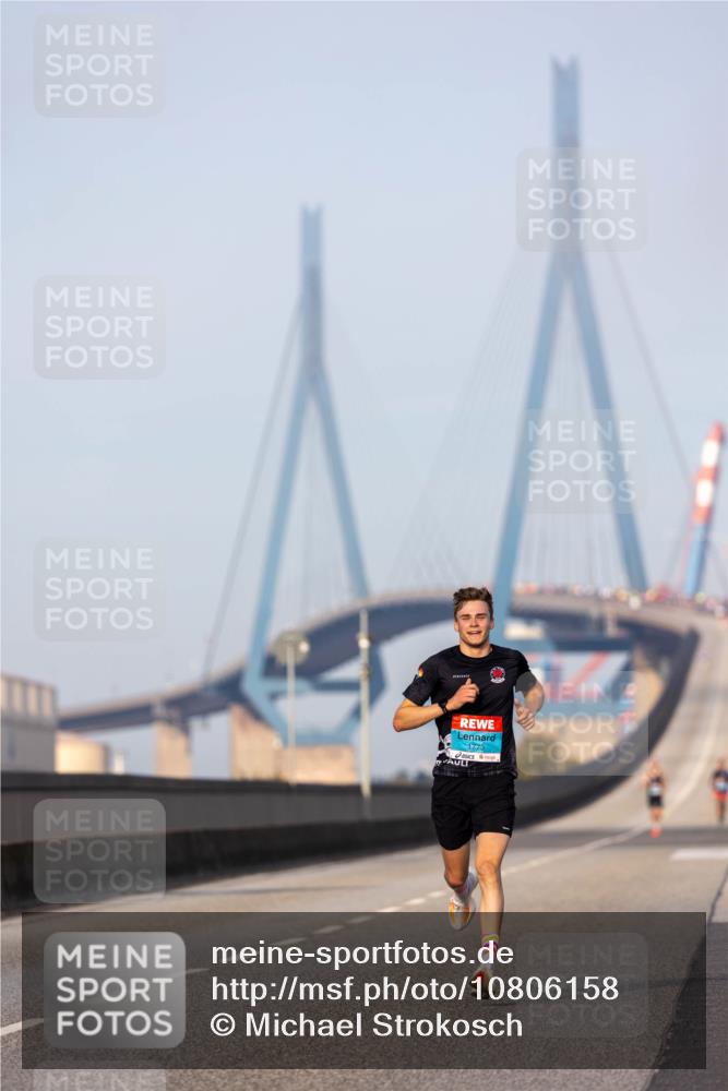 03.10.2026 - Köhlbrandbrückenlauf Michael Strokosch http://msf.ph/oto/10806158 03.10.2026 09:33:21 Position 3 1773 meine-sportfotos.de