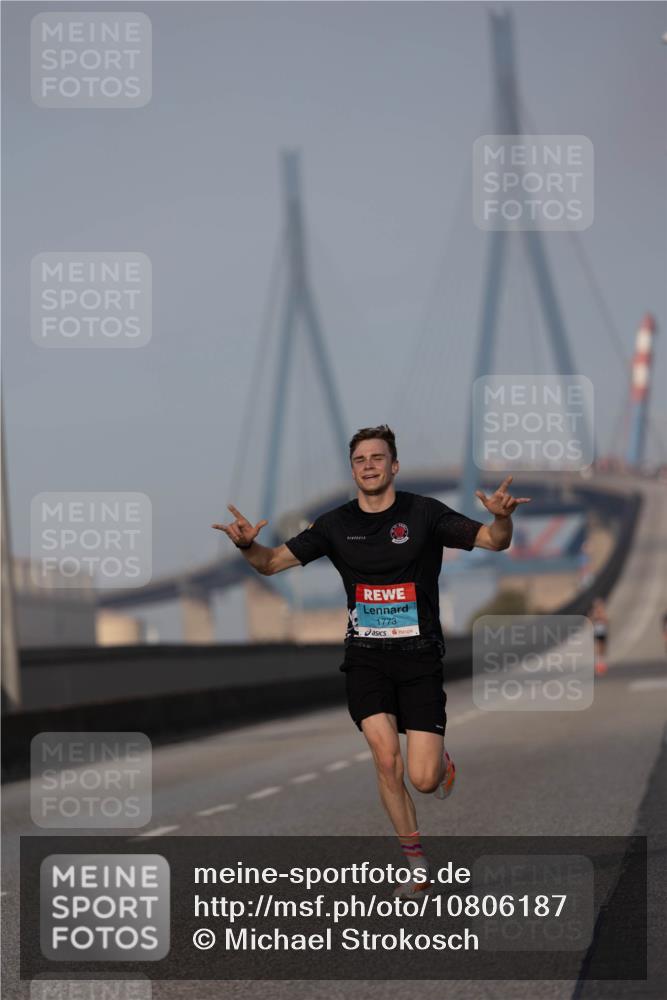 03.10.2026 - Köhlbrandbrückenlauf Michael Strokosch http://msf.ph/oto/10806187 03.10.2026 09:33:23 Position 3 1773 meine-sportfotos.de