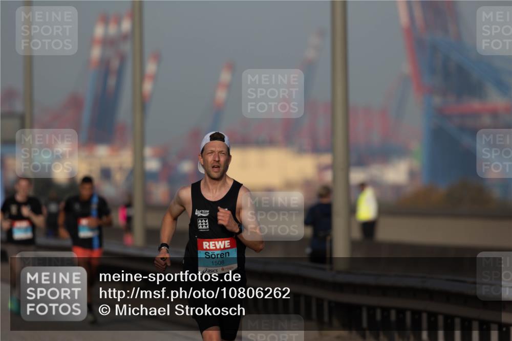 03.10.2026 - Köhlbrandbrückenlauf Michael Strokosch http://msf.ph/oto/10806262 03.10.2026 09:34:00 Position 3 1508 meine-sportfotos.de
