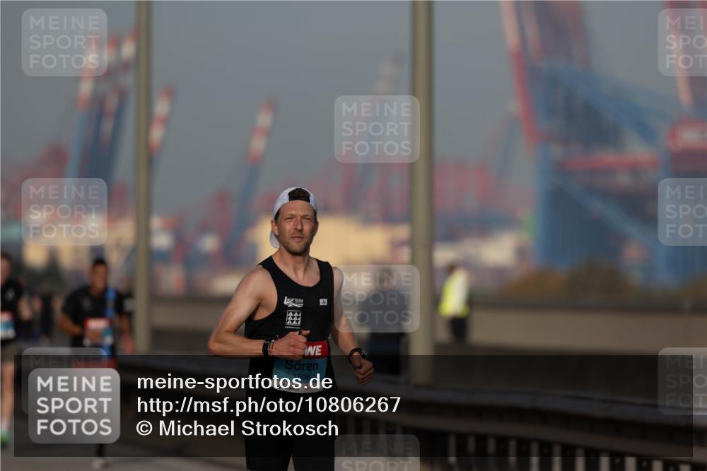 03.10.2026 - Köhlbrandbrückenlauf Michael Strokosch http://msf.ph/oto/10806267 03.10.2026 09:34:01 Position 3 1508 meine-sportfotos.de