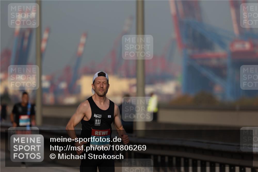 03.10.2026 - Köhlbrandbrückenlauf Michael Strokosch http://msf.ph/oto/10806269 03.10.2026 09:34:01 Position 3 1508 meine-sportfotos.de