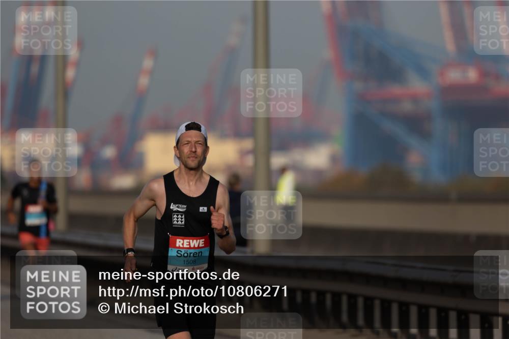 03.10.2026 - Köhlbrandbrückenlauf Michael Strokosch http://msf.ph/oto/10806271 03.10.2026 09:34:01 Position 3 1508 meine-sportfotos.de