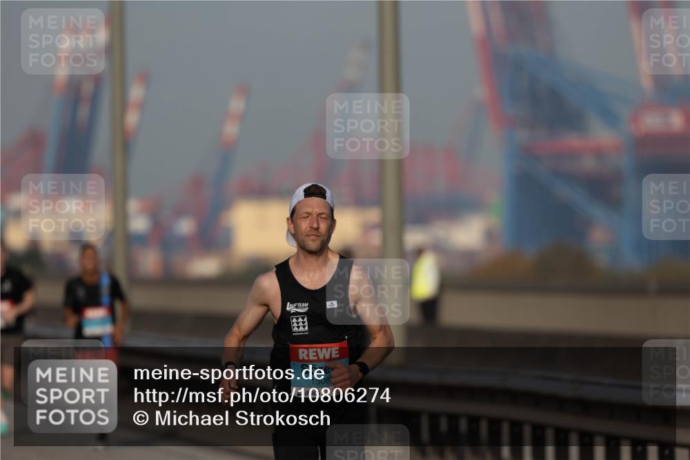 03.10.2026 - Köhlbrandbrückenlauf Michael Strokosch http://msf.ph/oto/10806274 03.10.2026 09:34:01 Position 3 1508 meine-sportfotos.de
