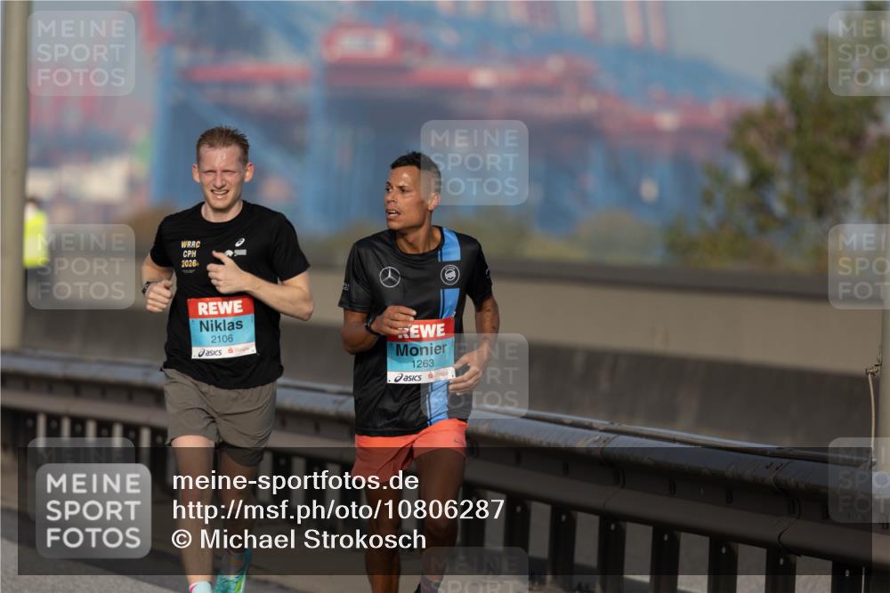03.10.2026 - Köhlbrandbrückenlauf Michael Strokosch http://msf.ph/oto/10806287 03.10.2026 09:34:10 Position 3 2026, 2106, 1263 meine-sportfotos.de